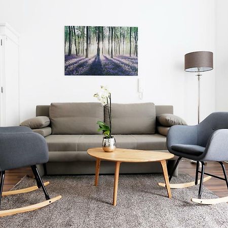 Droy By Rockchair Apartments L Superhost Status L 2 Bedroom Boxspringbeds Next To Center "Kurfuerstendamm" - Cozy Family & Business Flair Welcomes You! Berlin Zewnętrze zdjęcie