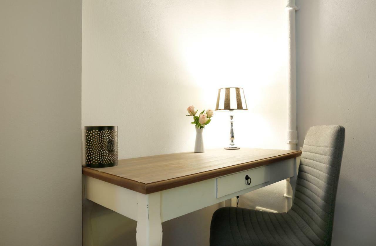 Droy By Rockchair Apartments L Superhost Status L 2 Bedroom Boxspringbeds Next To Center "Kurfuerstendamm" - Cozy Family & Business Flair Welcomes You! Berlin Zewnętrze zdjęcie